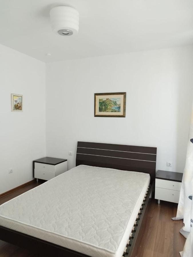Belvedere Apartments ビャラ エクステリア 写真
